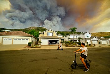 1"Breathtaking Photos Capture the Intensity of the Raging 'Airport Fire' in Orange County"