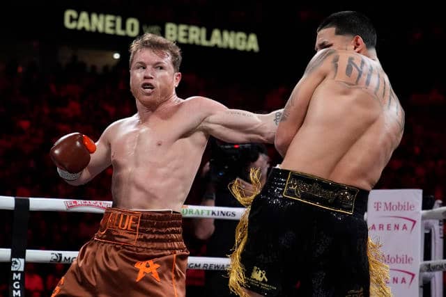 1"Dominant Canelo Alvarez Outclasses Edgar Berlanga in Unanimous Decision Victory"