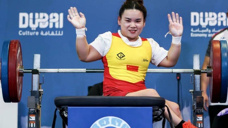 1"Powerhouse Guo Lingling Shatters Records, Leads China's Dominance in Paralympic Powerlifting"